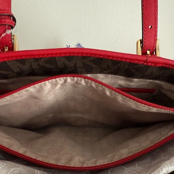 NWT Beautiful Michael Kors Red and Brown Tote Bag - Picture 3 of 7